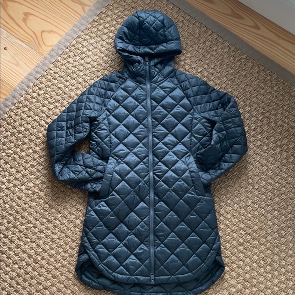 Athleta Whisper Featherless Parka Coat